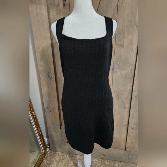 FREE PEOPLE Beach Short N Sweet Sweater Minidress - Black. Size Med NWT - Picture 13 of 13